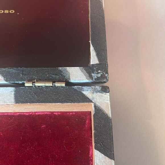 Unique zebra print decoupage Cohiba cigar box gold chain strap purse - Picture 15 of 16